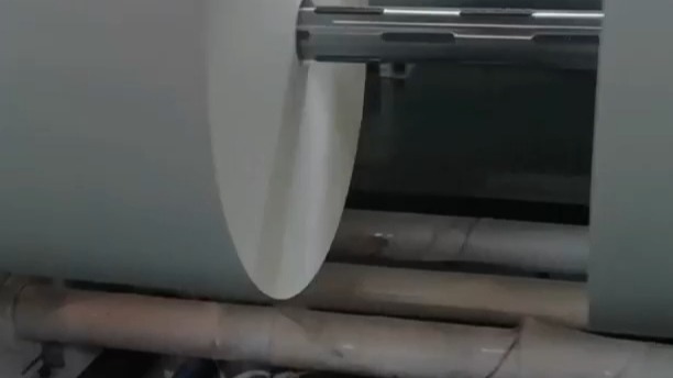 HFQL系列龍門(mén)高速分切復(fù)卷機(jī)（40g薄紙）